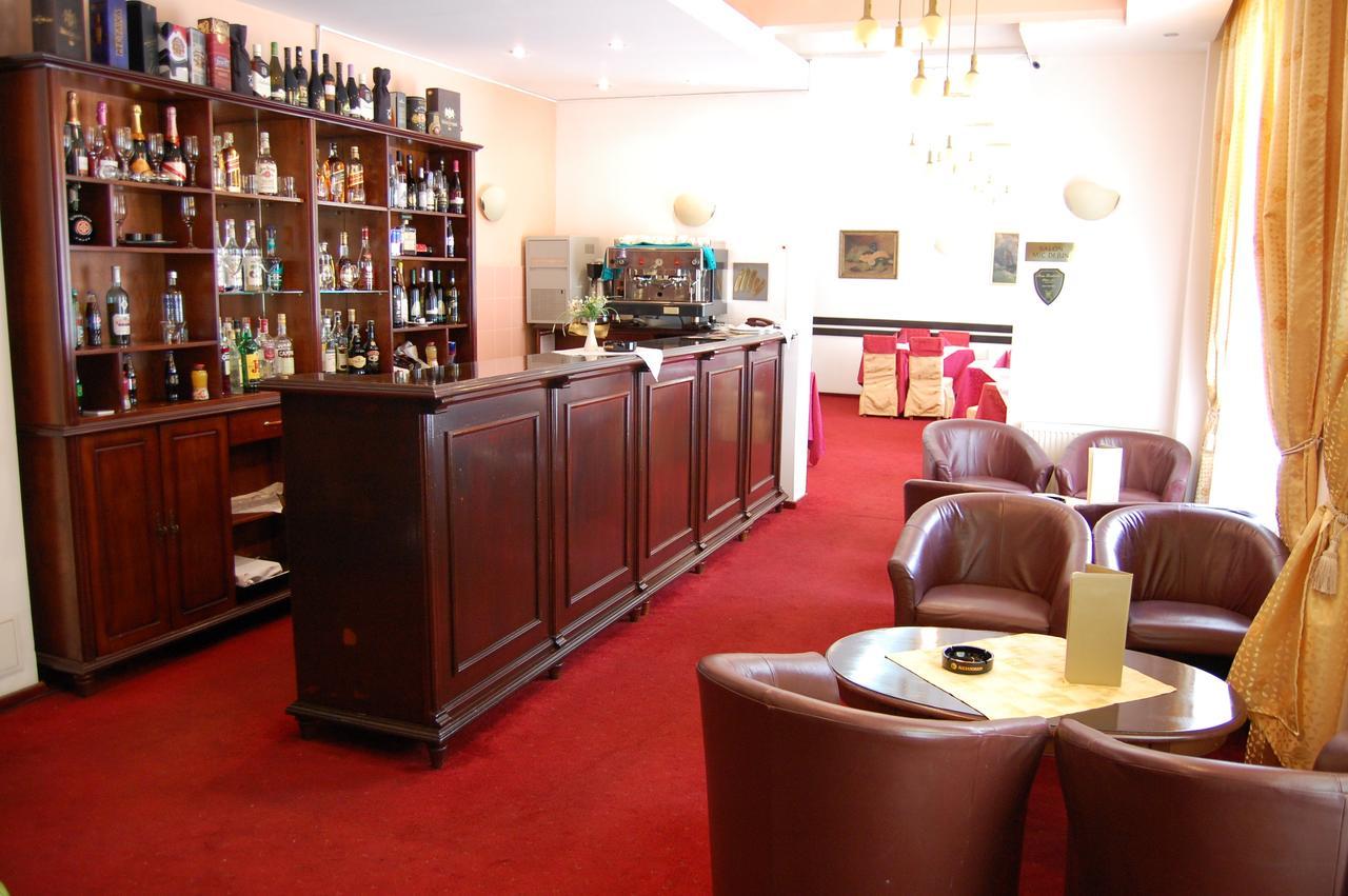 Hotel Miraj - Restaurant & Sauna & Biliard Poiana Brašov Exteriér fotografie